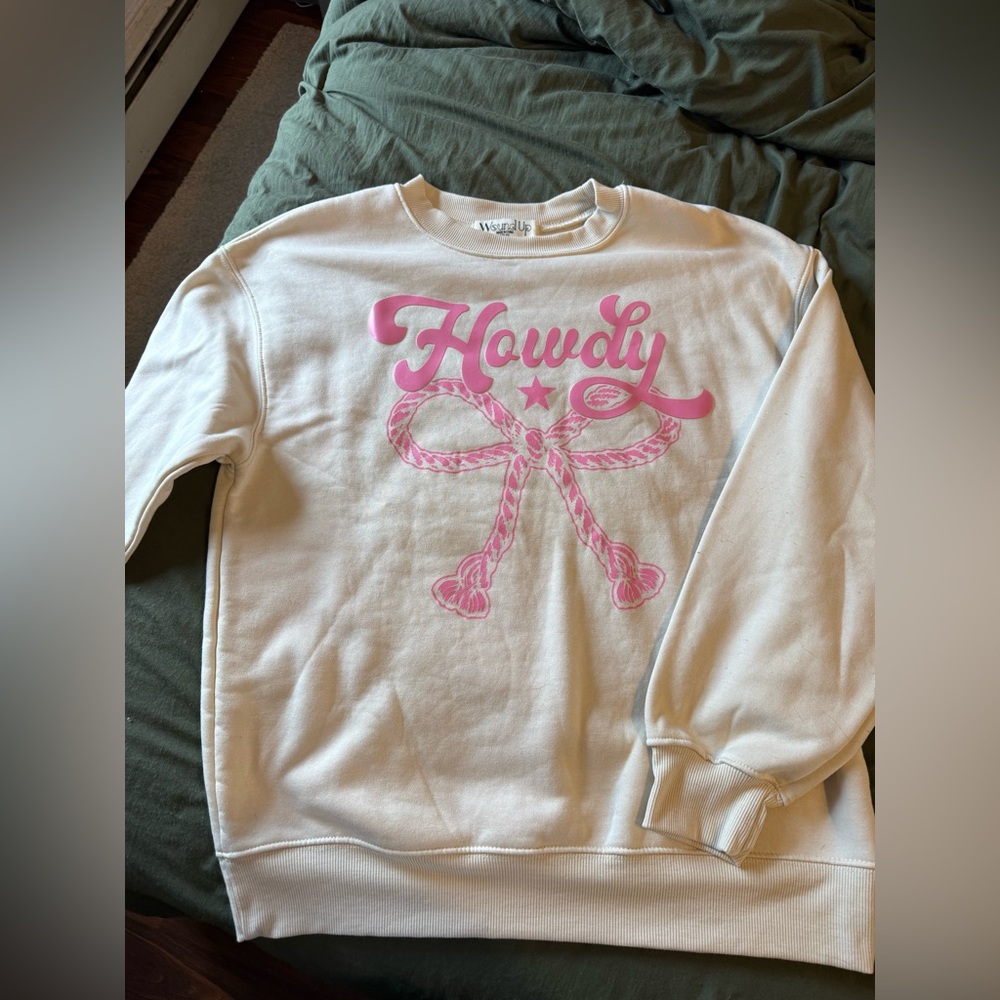 Wound Up White Sweatshirt with Pink "Howdy" Graphic